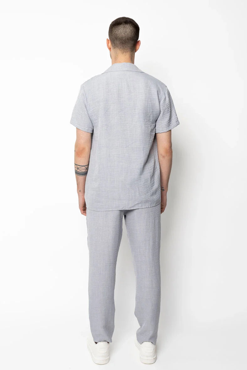 Set van overhemd met korte mouwen en broek