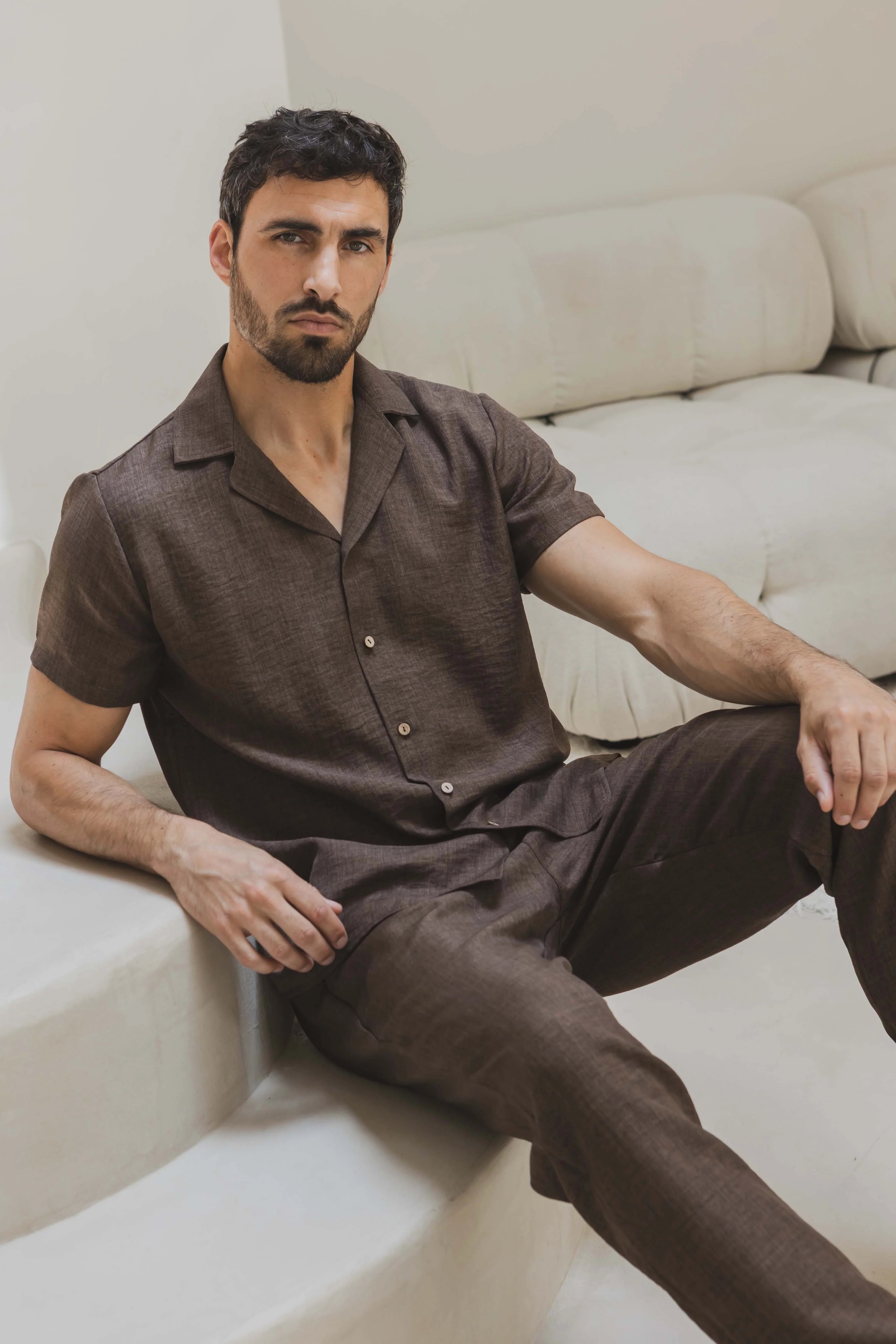 Set van overhemd met korte mouwen en broek