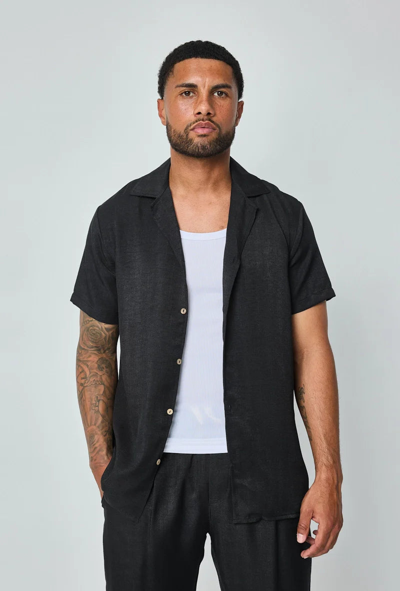 Set van overhemd met korte mouwen en broek