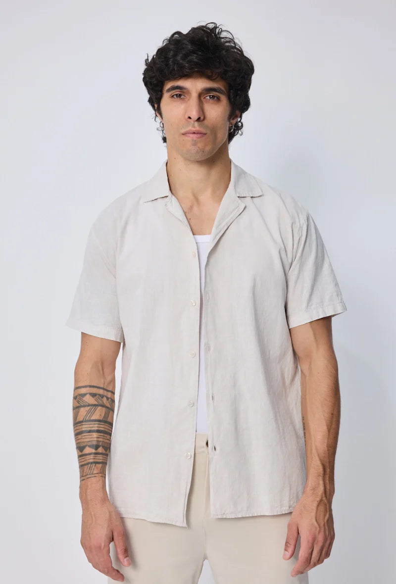 Effen overhemd met korte mouwen en een relaxte pasvorm
