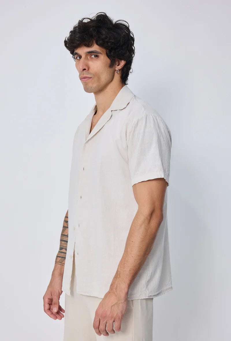Effen overhemd met korte mouwen en een relaxte pasvorm