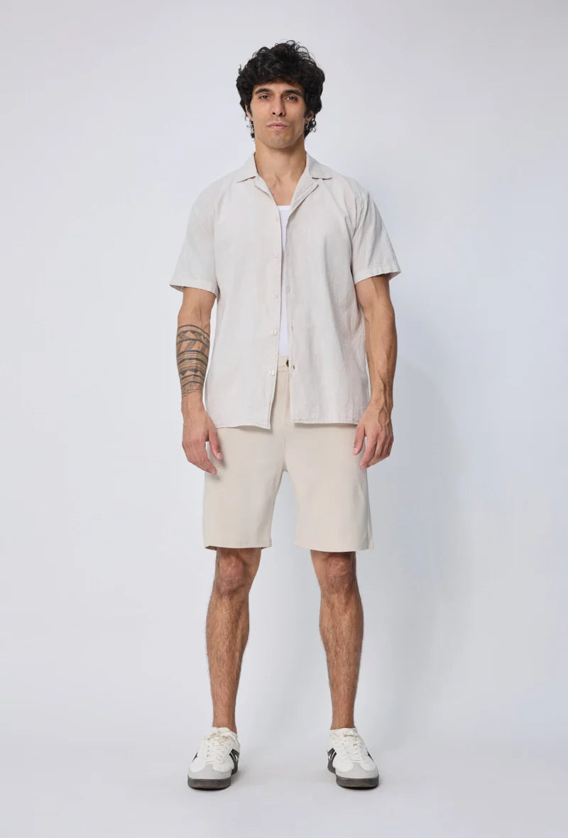 Effen overhemd met korte mouwen en een relaxte pasvorm