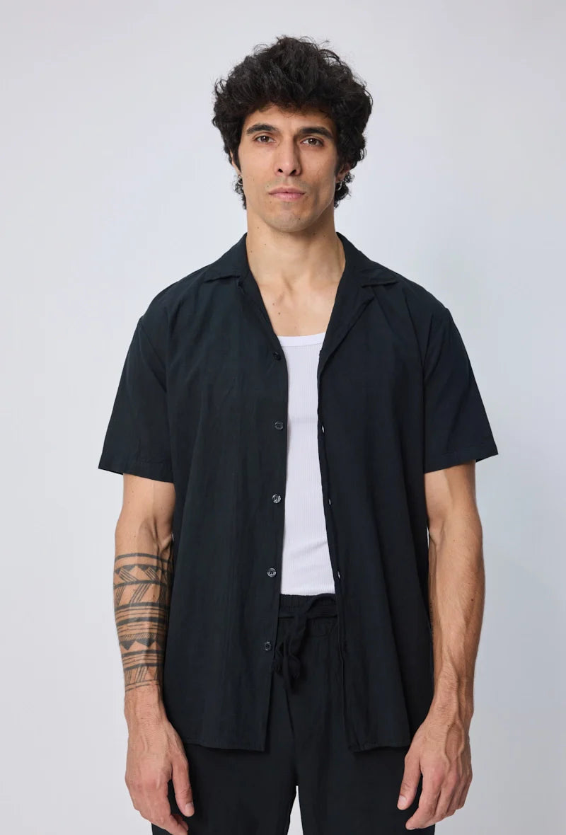 Effen overhemd met korte mouwen en een relaxte pasvorm