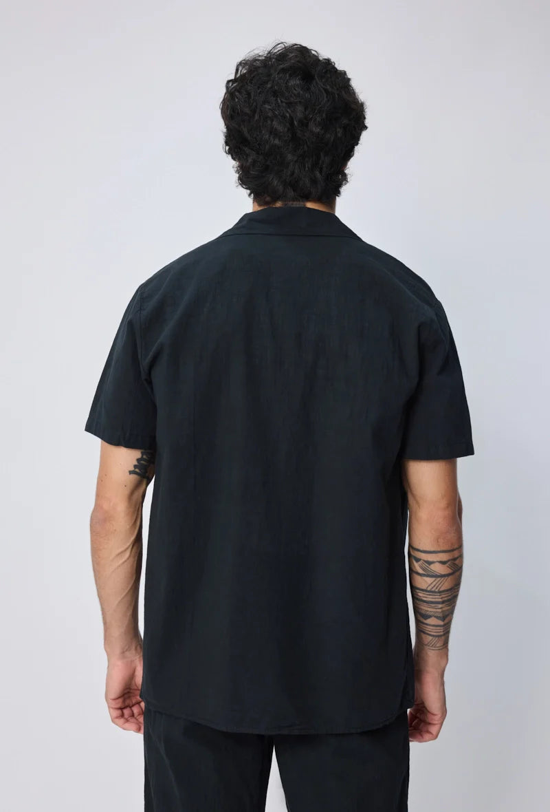 Effen overhemd met korte mouwen en een relaxte pasvorm