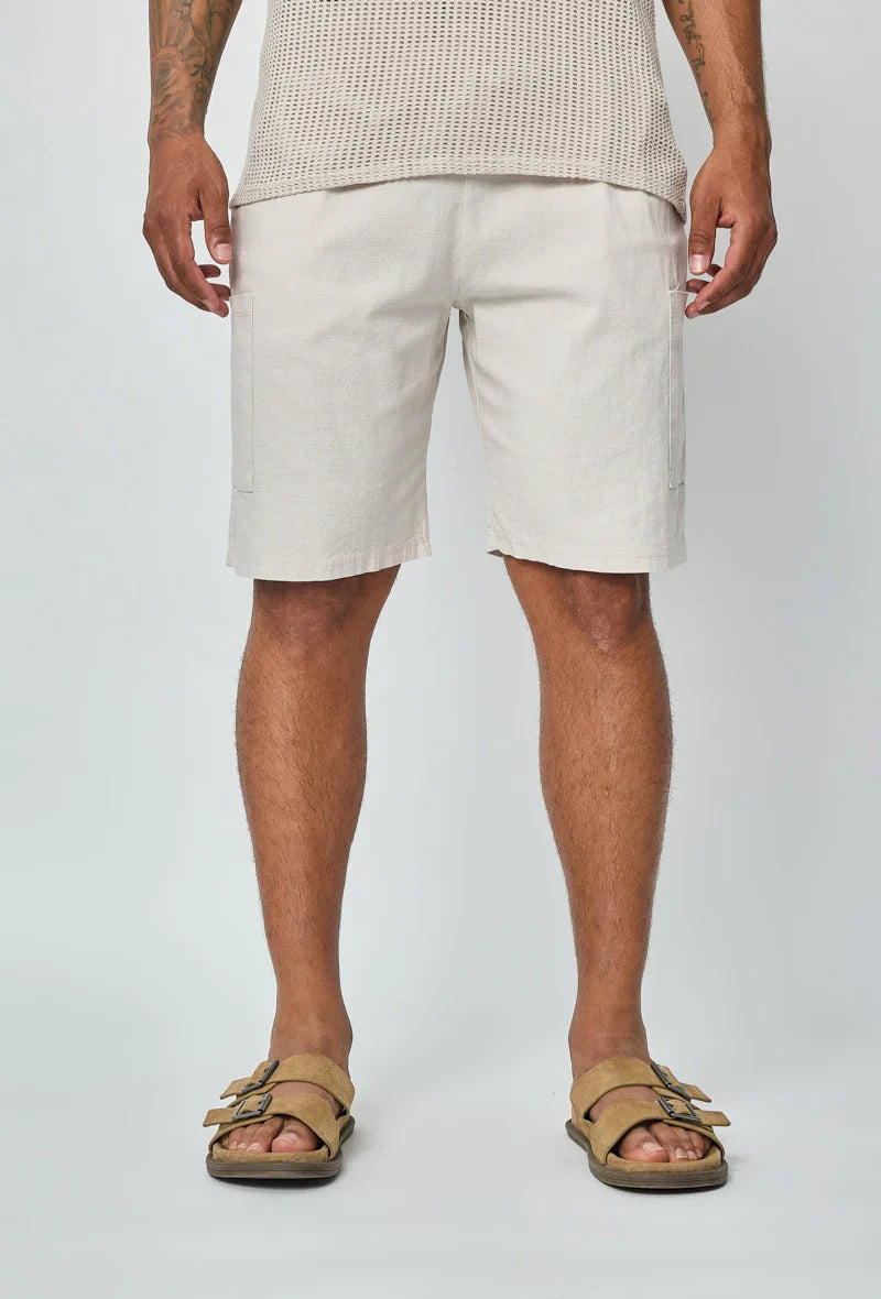 Lichte short met linneneffect