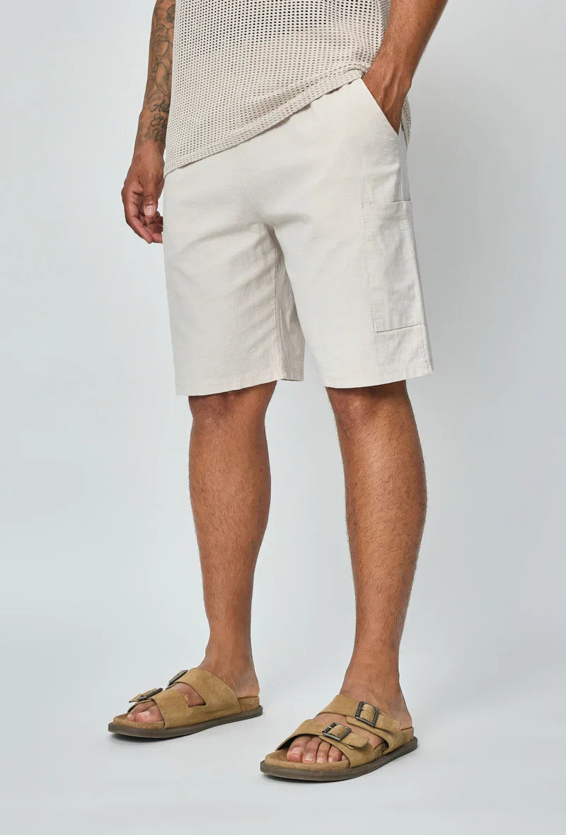 Lichte short met linneneffect