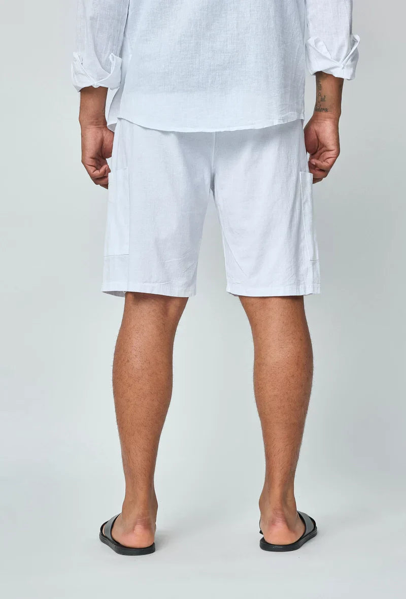 Lichte short met linneneffect