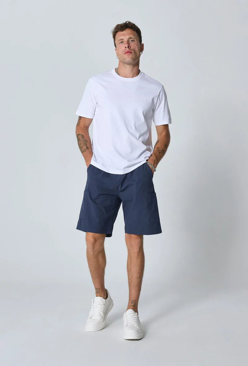 Lichte short met linneneffect