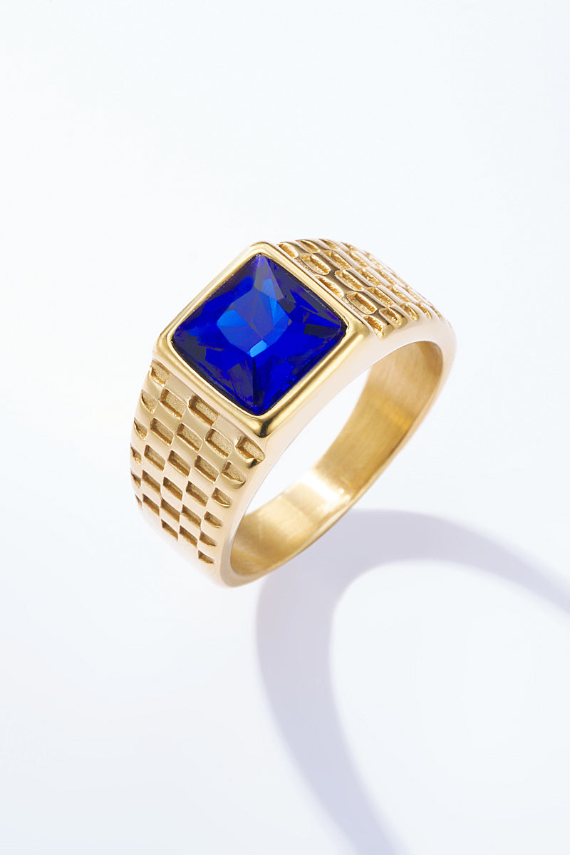 Ring met gekleurde steen