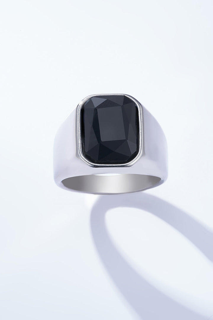 Zegelring met zwarte steen