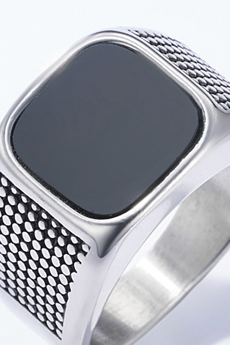 Zegelring met zwarte steen