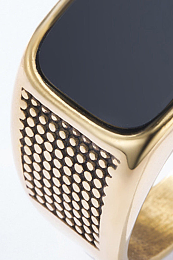 Zegelring met zwarte steen