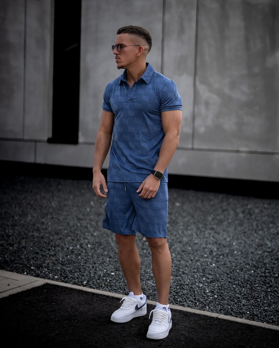 Poloshortset met geometrisch patroon