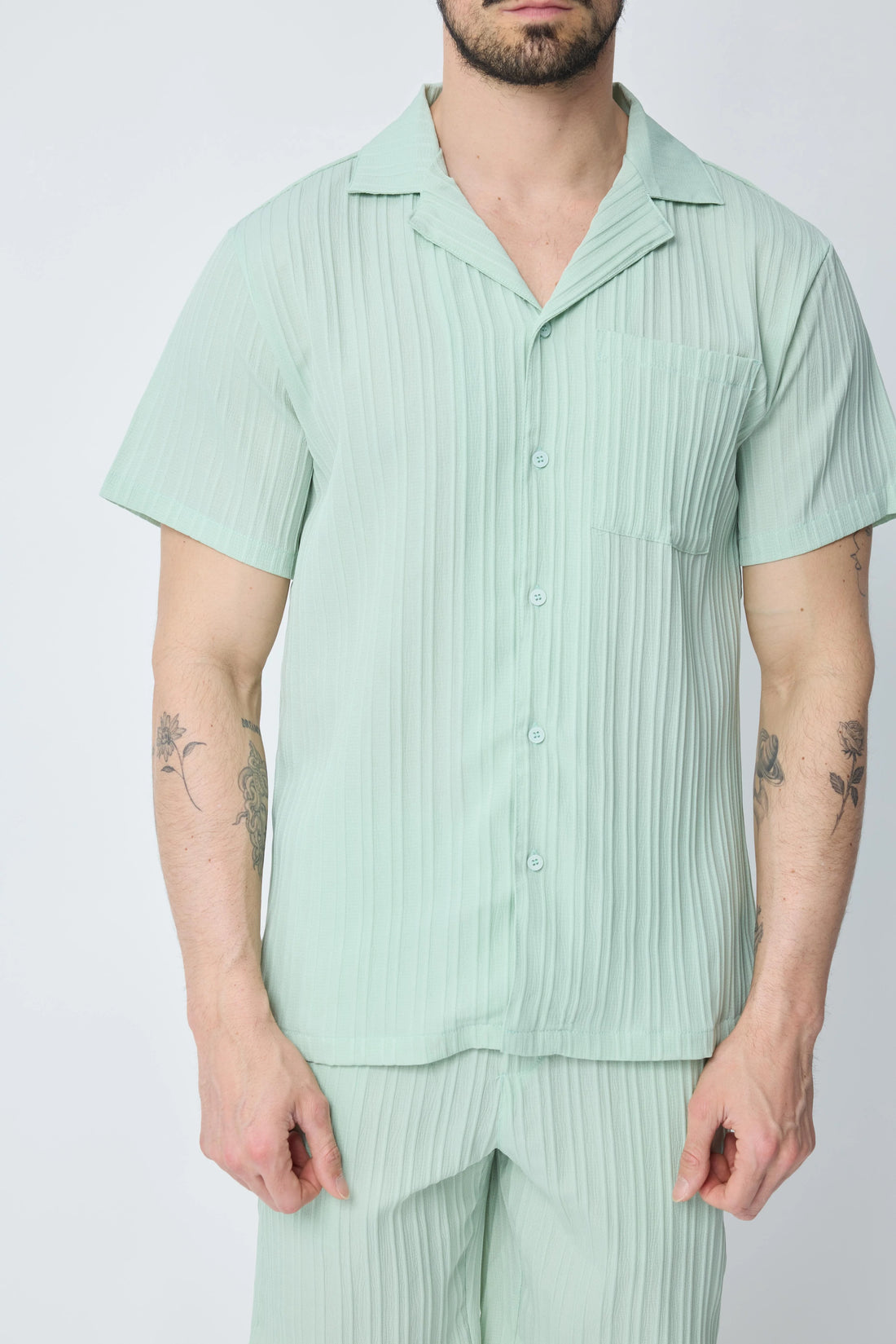 Set van effen shirt en korte broek