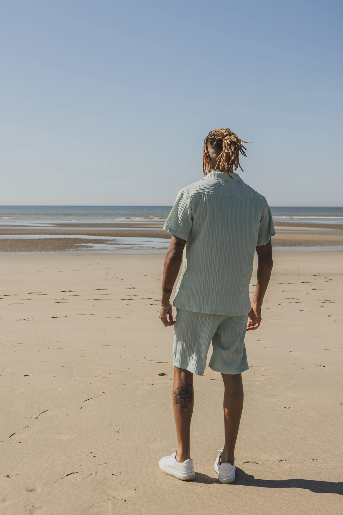 Set van effen shirt en korte broek