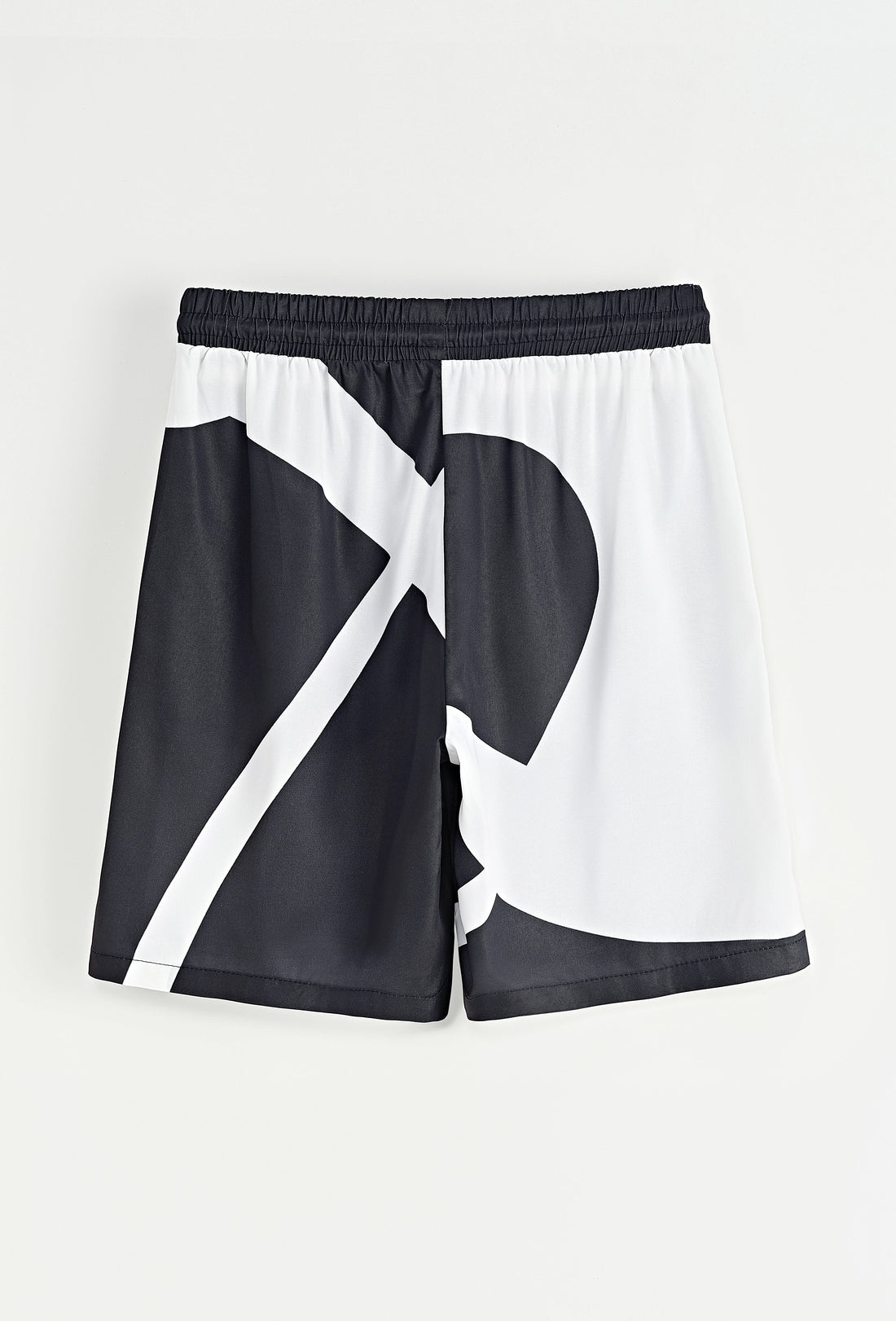 Set van een shirt en korte broek met patroon