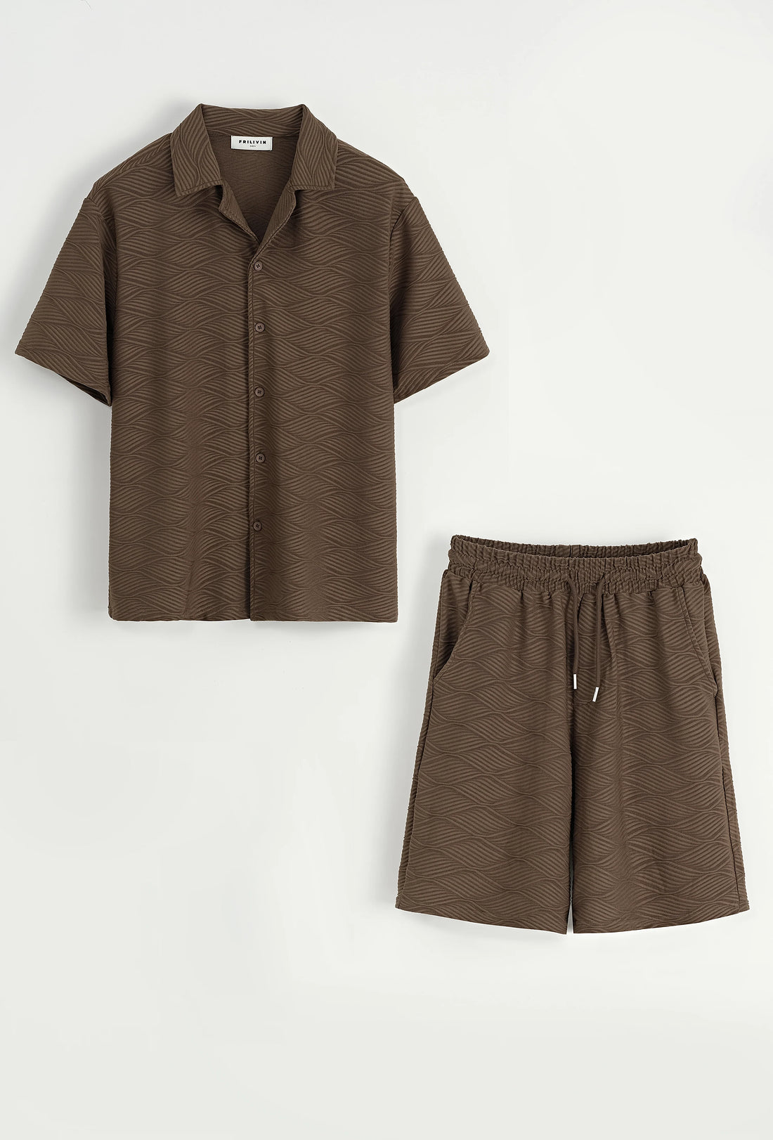 Set van effen shirt en korte broek met patroon
