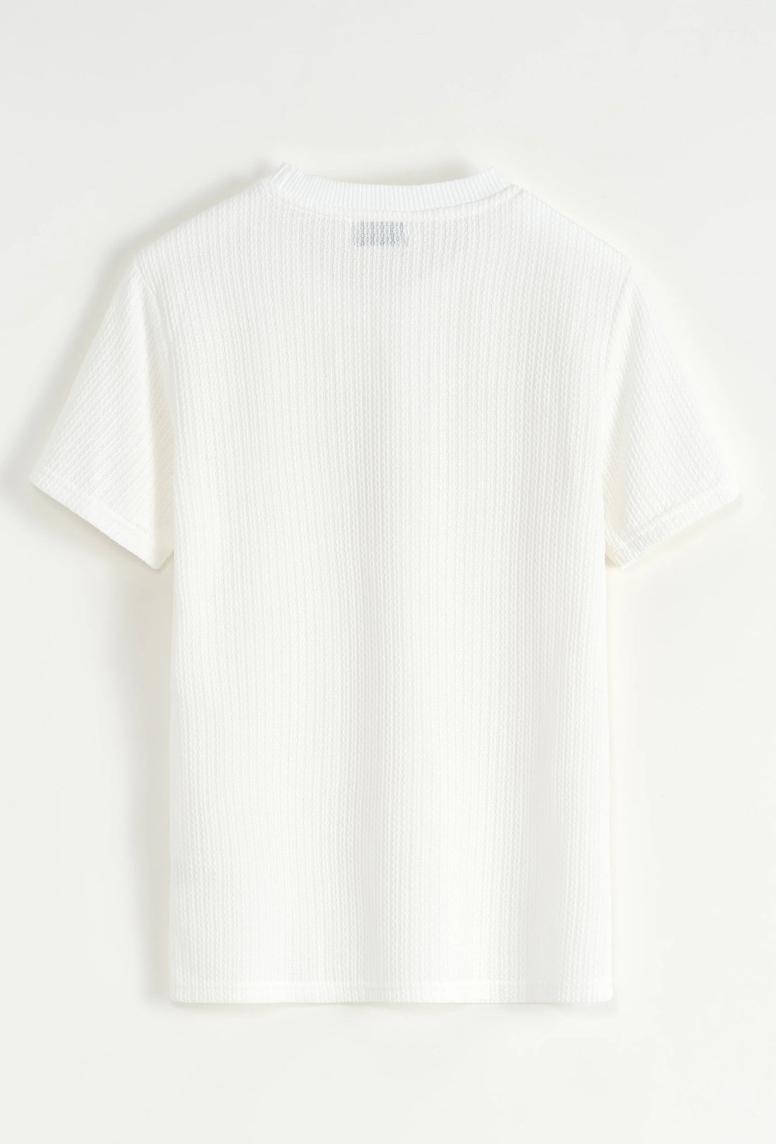 T-shirt en short set met een zeer discreet patroon