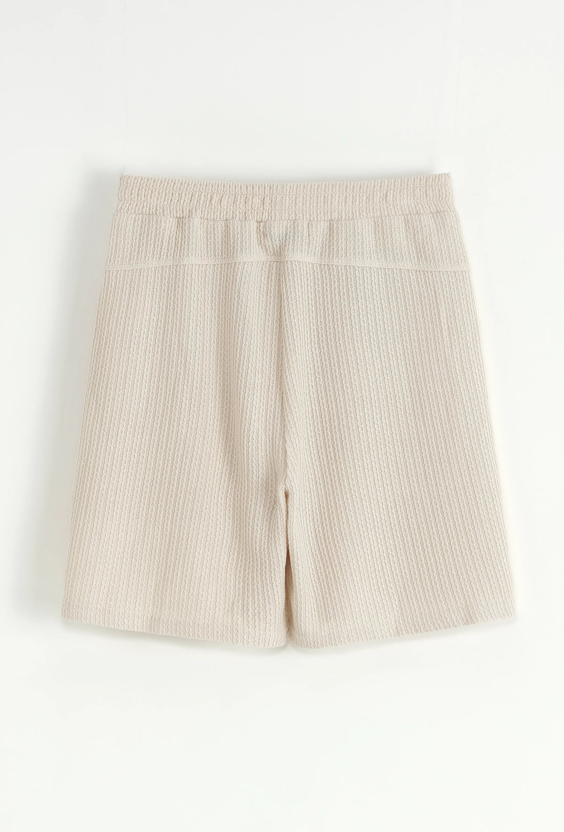 T-shirt en short set met een zeer discreet patroon