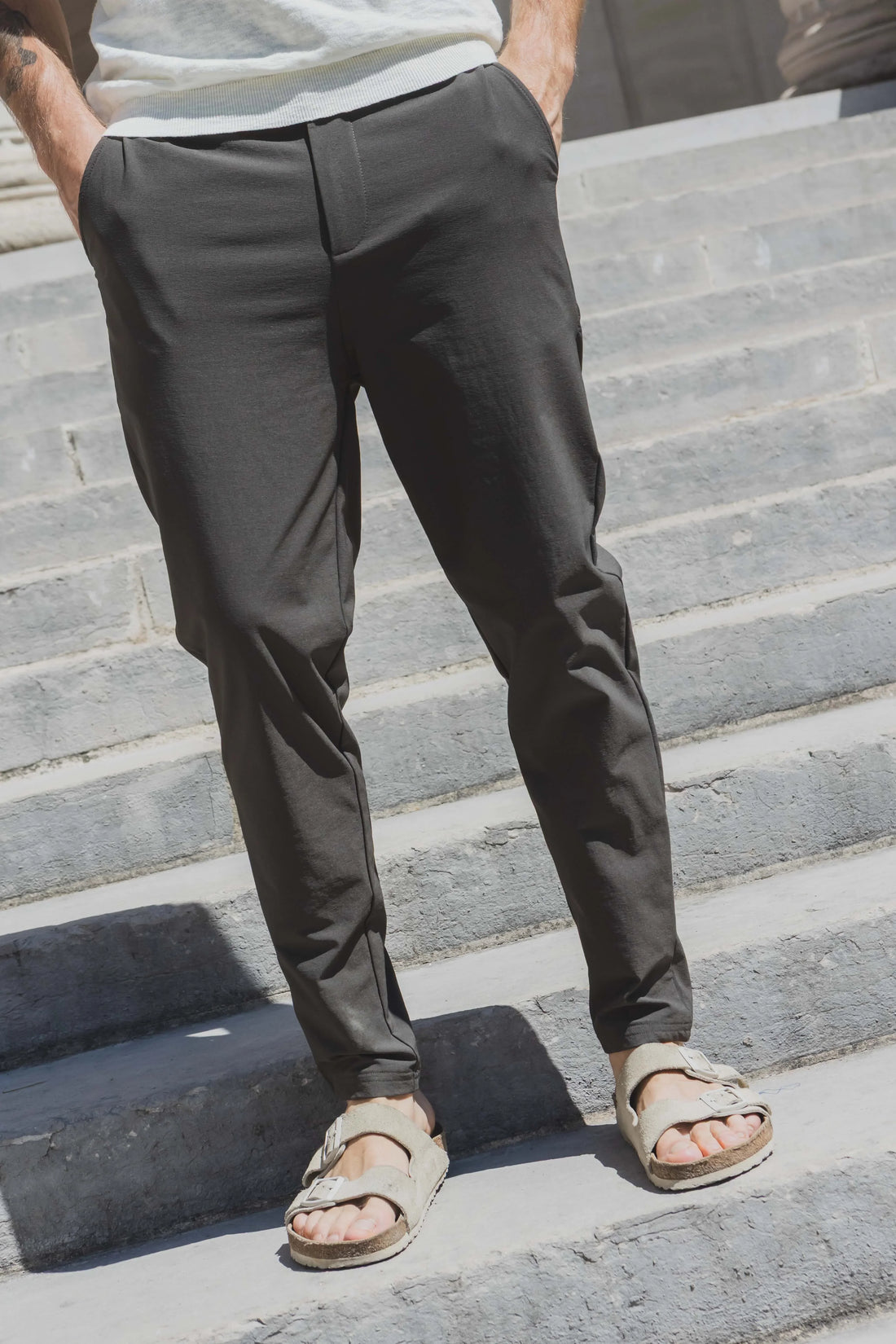 Effen broek met relaxte pasvorm