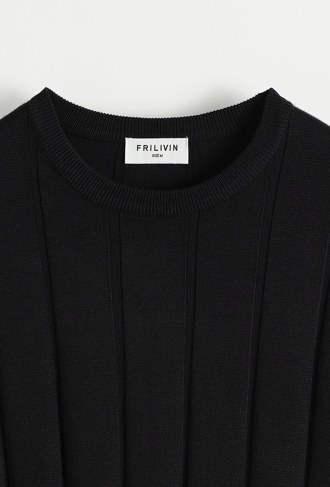 Lichtgewicht trui met zijlijnen