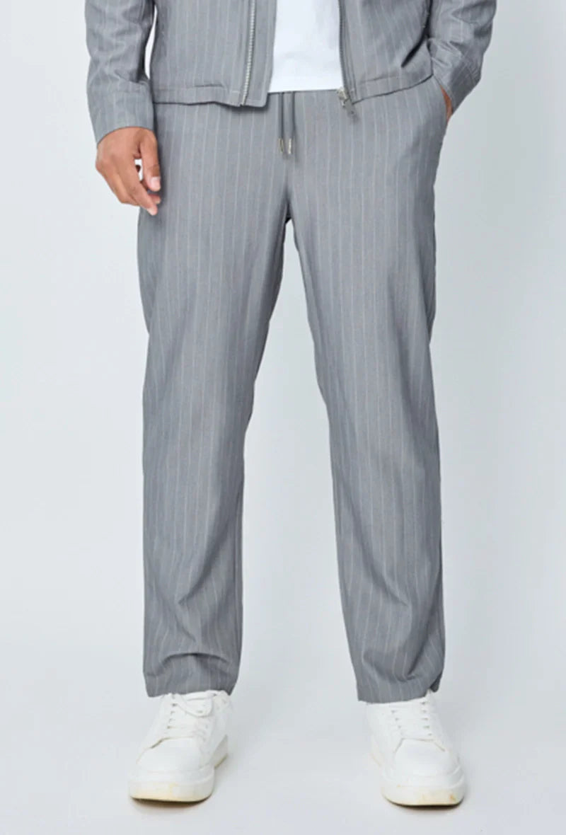 Gestreepte broek met normale pasvorm