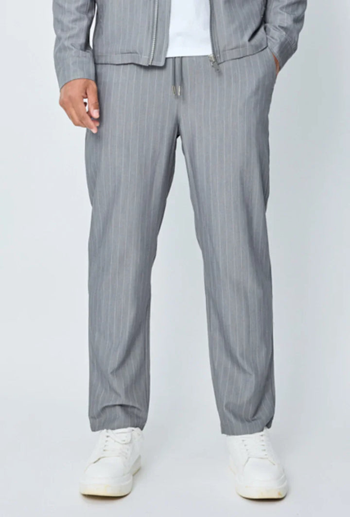 Gestreepte broek met normale pasvorm