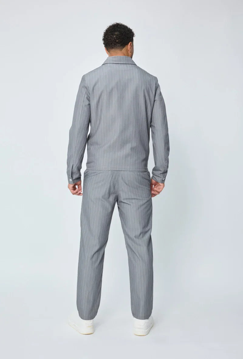 Gestreepte broek met normale pasvorm