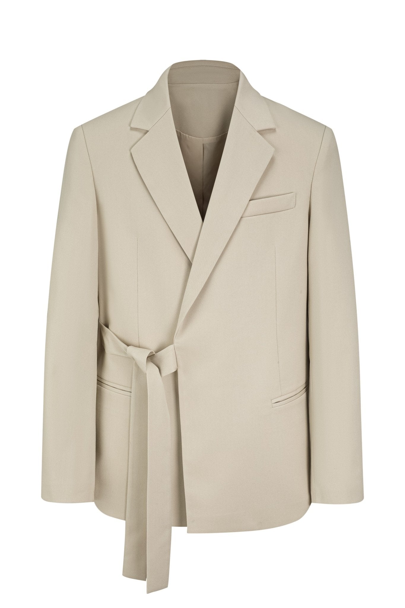 Set met dubbelrijs pak en gestrikte riem